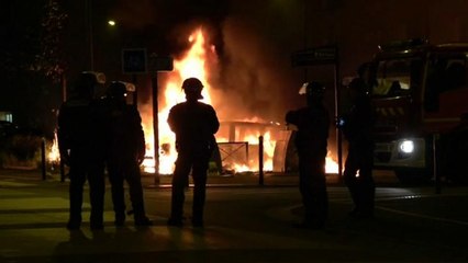 Γαλλία: Συνεχιζονται τα επεισόδια στη Νάντη