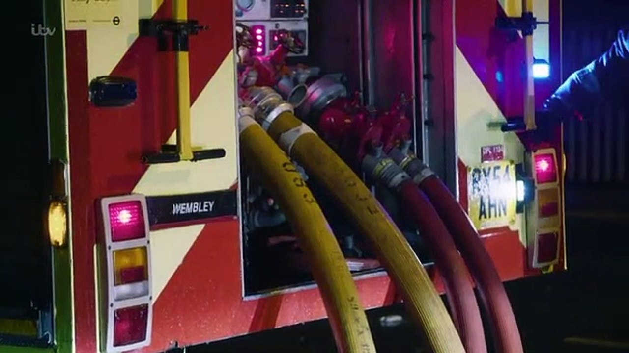 Inside London Fire Brigade S01E02