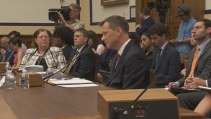 Polémico agente de FBI afirma que tuvo datos que habrían sido el fin de Trump