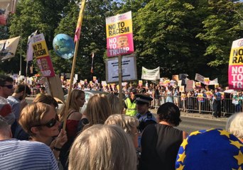 Cyclists Protest Trump by Riding Slowly in Front of Blenheim Palace