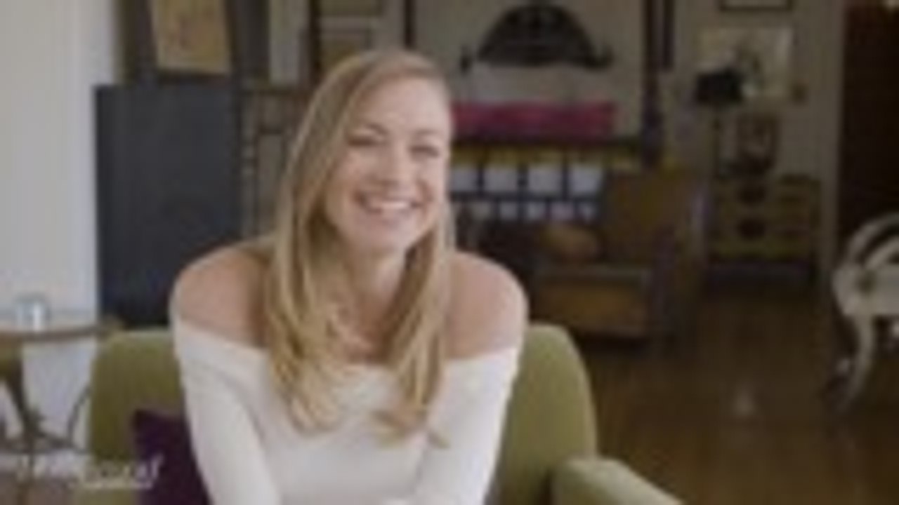 Yvonne Strahovski of 'The Handmaid's Tale' Talks Uncomfortable Scenes and 'Dawson's Creek' Fandom | Supporting Actors