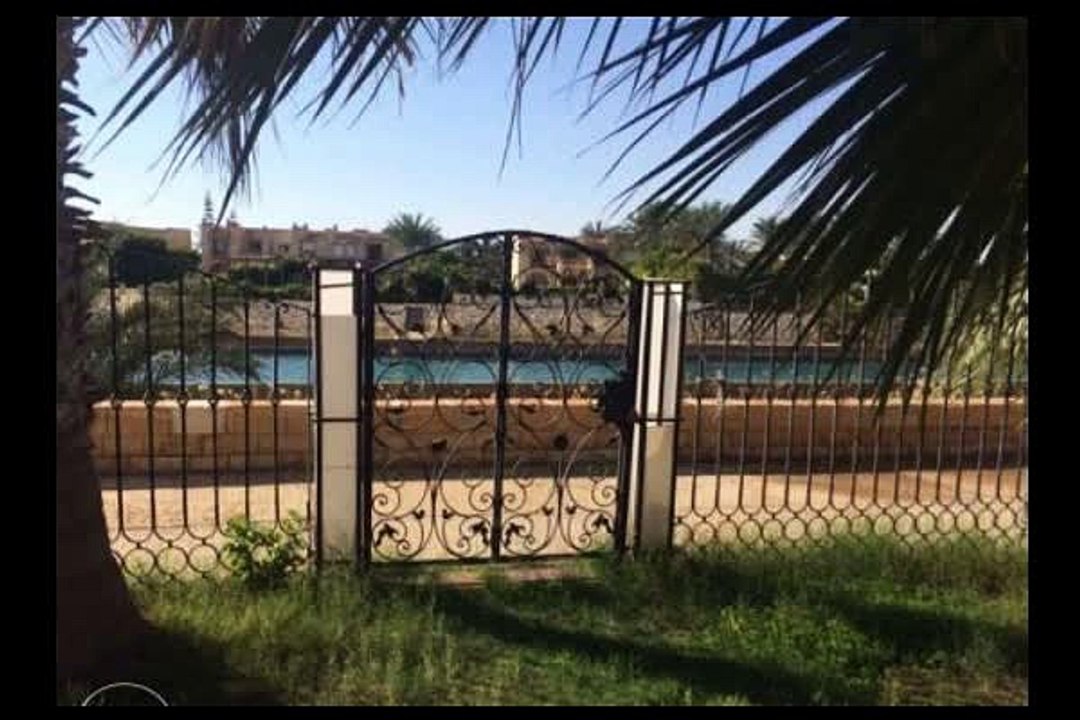 مارينا 6   الساحل الشمالي  فيلا مستقلة علي البحيرة مباشرةٍٍ