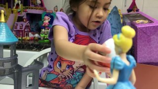 New Disney Princess Toy Castle Playset + Giant Egg Surprise Toys for Kids & Kinder Eggs Toy Review
