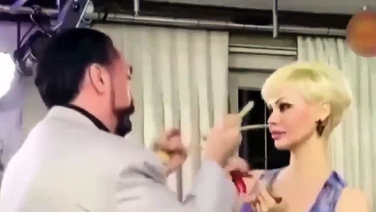 CEYLAN ÖZGÜLÜN GERÇEK KİMLİĞİNİ ÇOK İYİ İZLEYİN