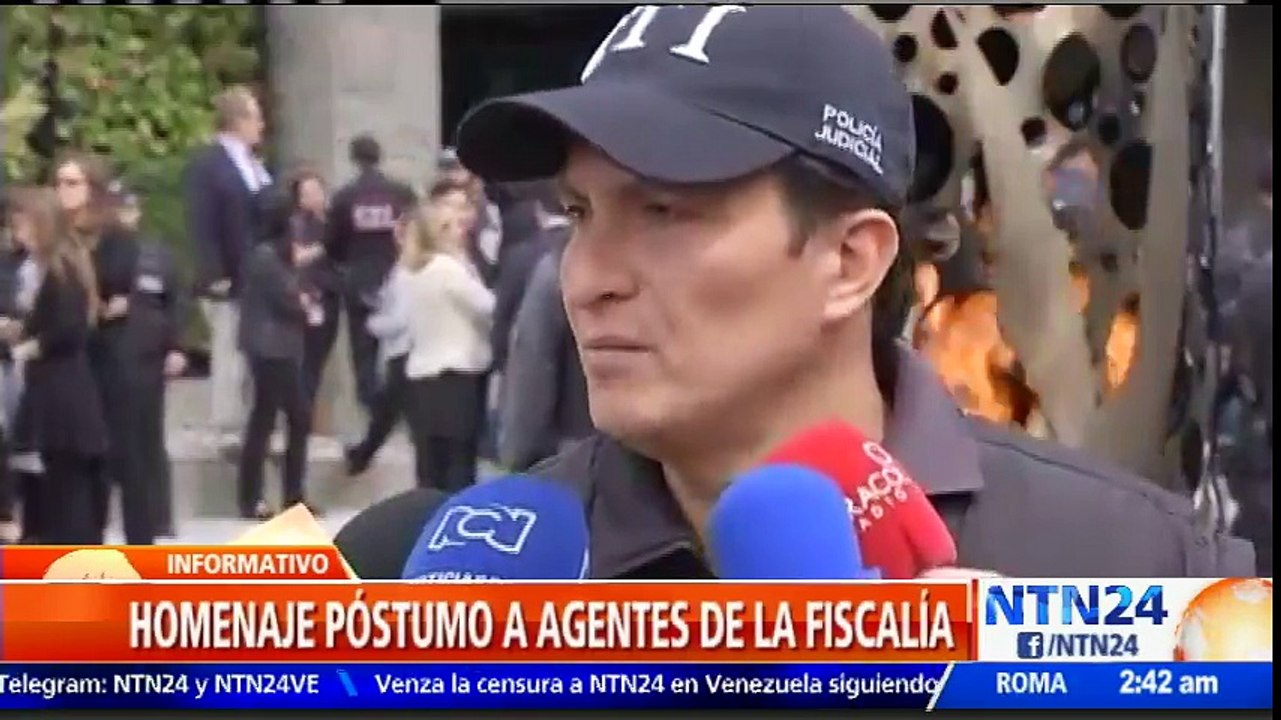 Con ofrendas florales honraron a agentes de la fiscalía colombiana asesinados en Nariño