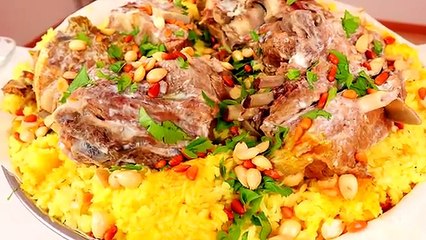 تحدي المنسف الأردني الشهير وردة فعلي على طعمه الخيالي ! Jordanian Mansaf Challenge