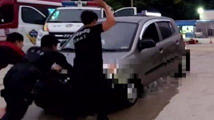 선착장에서 차량 침수...60대 운전자 숨져 / YTN