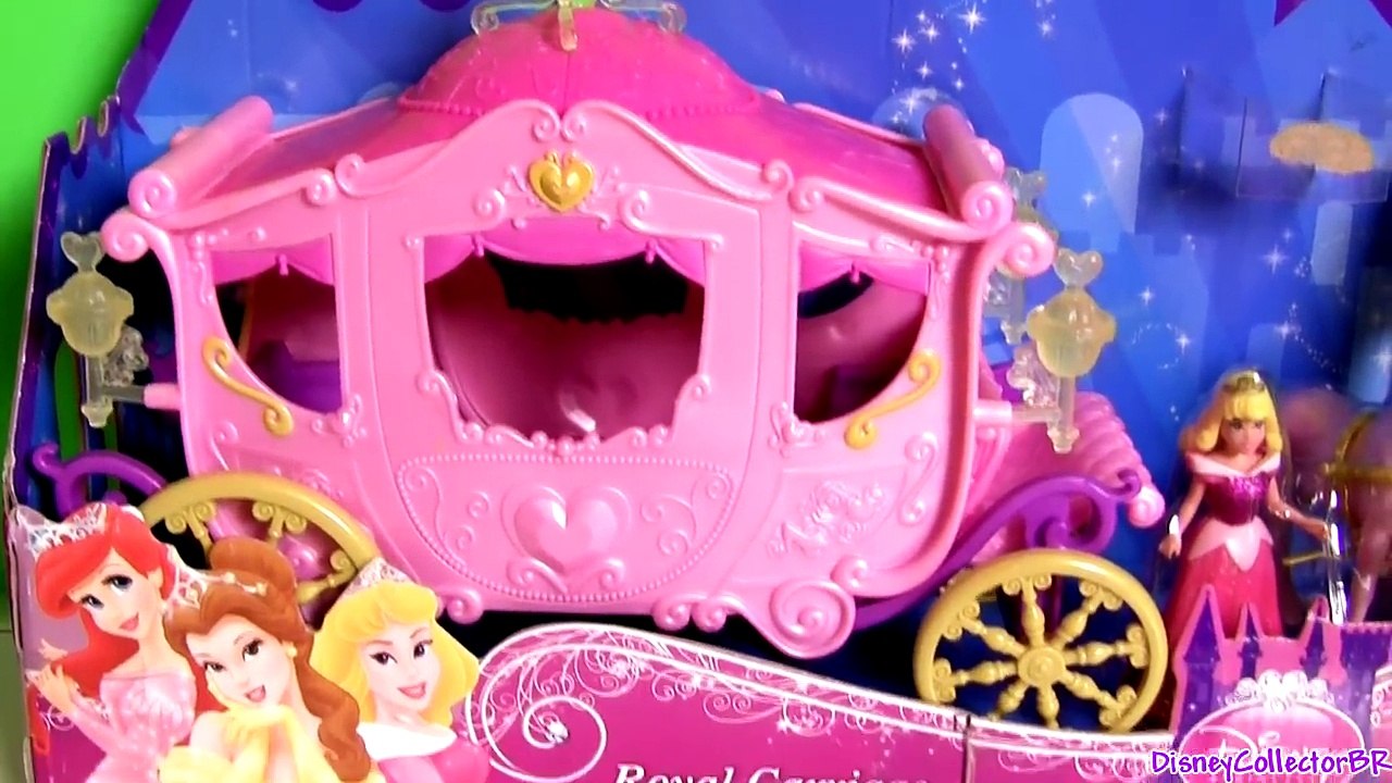 MagiClip Princess Aurora Royal Carriage Sleeping Beauty with Play-Doh Magic-Clip Cinderella Ariel