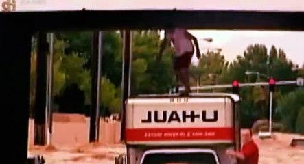 Serial Killer Earth S01 - Ep02 Tornado vs. Airport HD Watch