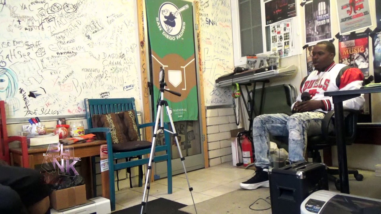 YG MAC MOORE x San Diego Profile BTS - FreeMind619