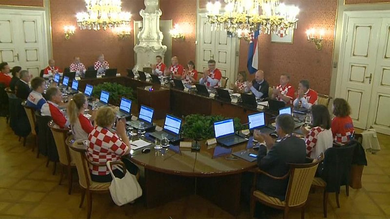 Футбол и политика