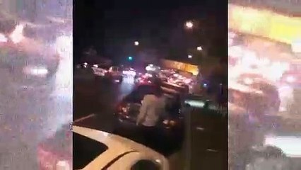 Il surprend sa femme infidèle en pleine partie de jambes en l'air. Regardez sa réaction