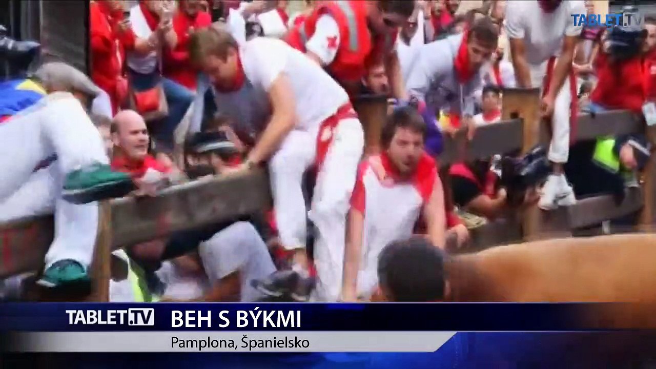 Pri behu s býkmi v Pamplone utrpeli zranenia štyria ľudia