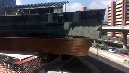 Un centre commercial s'effondre au Mexique