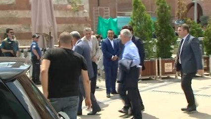 Cumhurbaşkanı Erdoğan Cuma Namazını Bakanlarla Beraber Kıldı