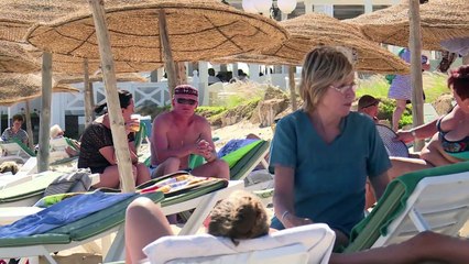 شواطئ تونس تستعيد سياحها