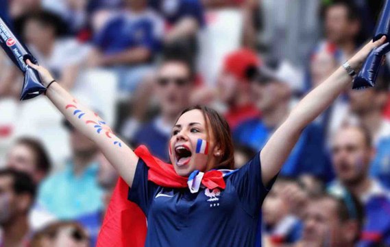 Coupe du Monde : Fini les gros plans sur les supportrices - ZAPPING ACTU DU 13/07/2018