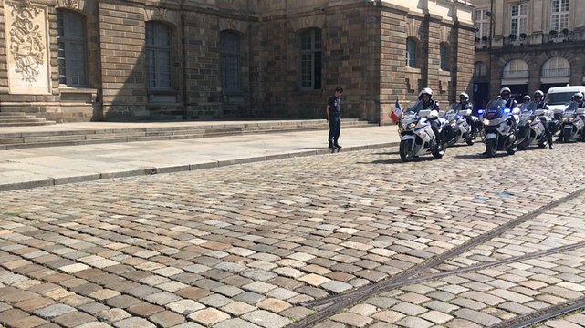 Fête nationale: les motards de la police en répétition à Rennes