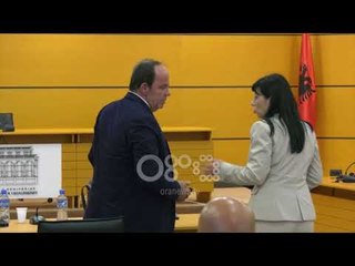 Ora News - Shkarkohet prokurori i dosjes së "21 janarit", Cama: Do flas pas njohjes me vendimin