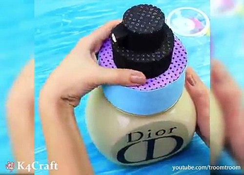 4 DIY Weird Makeup Ideas Miniature And Giant Makeup via: Troom Troom - easy DIY video tutorials, youtube.com/troomtroom