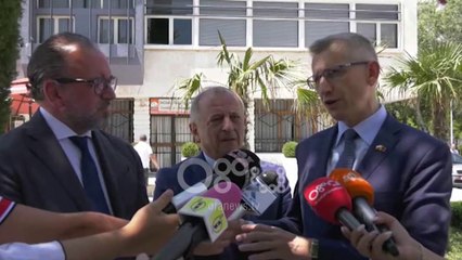 Video herunterladen: Ora News - Zyrtari i lartë polak qytetar nderi në Vlorë: Do jem ambasador i turizmit