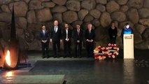 Gracias por el honor de colocar el arreglo floral en el Yad VaShem, en conmemoración de todas las víctimas del Holocausto.