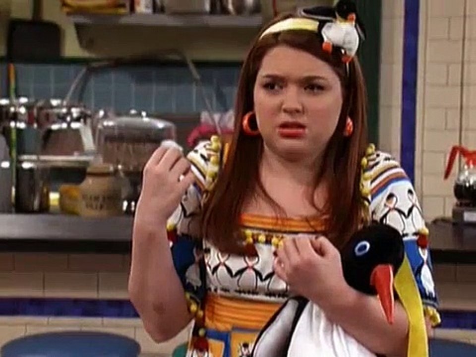 Wizards Of Waverly Place S02E29 - Wizards & Vampires vs Zombies