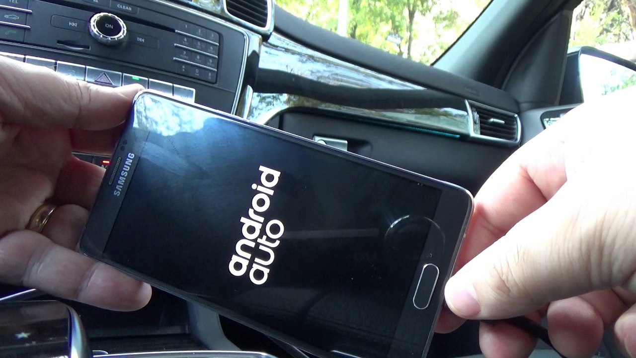How to Use Waze on Mercedes-Benz Full Demo!