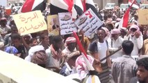 محتجو المهرة باليمن يعلقون اعتصامهم شهرين