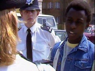 The Bill S01E01 Woodentop