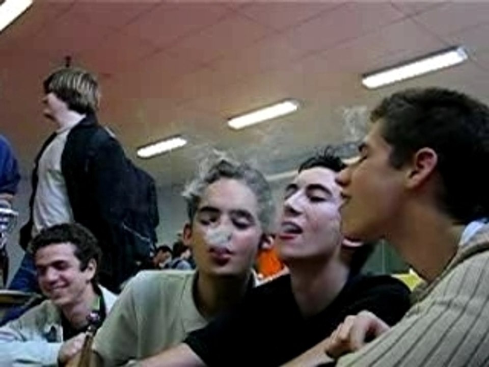 Pika bouche toi  le nez