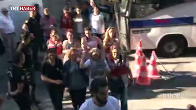 Adnan Oktar örgütü mensupları sağlık kontrolünden geçirildi