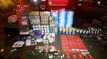 #SucesosCri Policía decomisa gran cantidad de mercancía de dudosa procedencia, como celulares, 200 botellas de licor, cigarrillo,  ropa y comida, que era descar