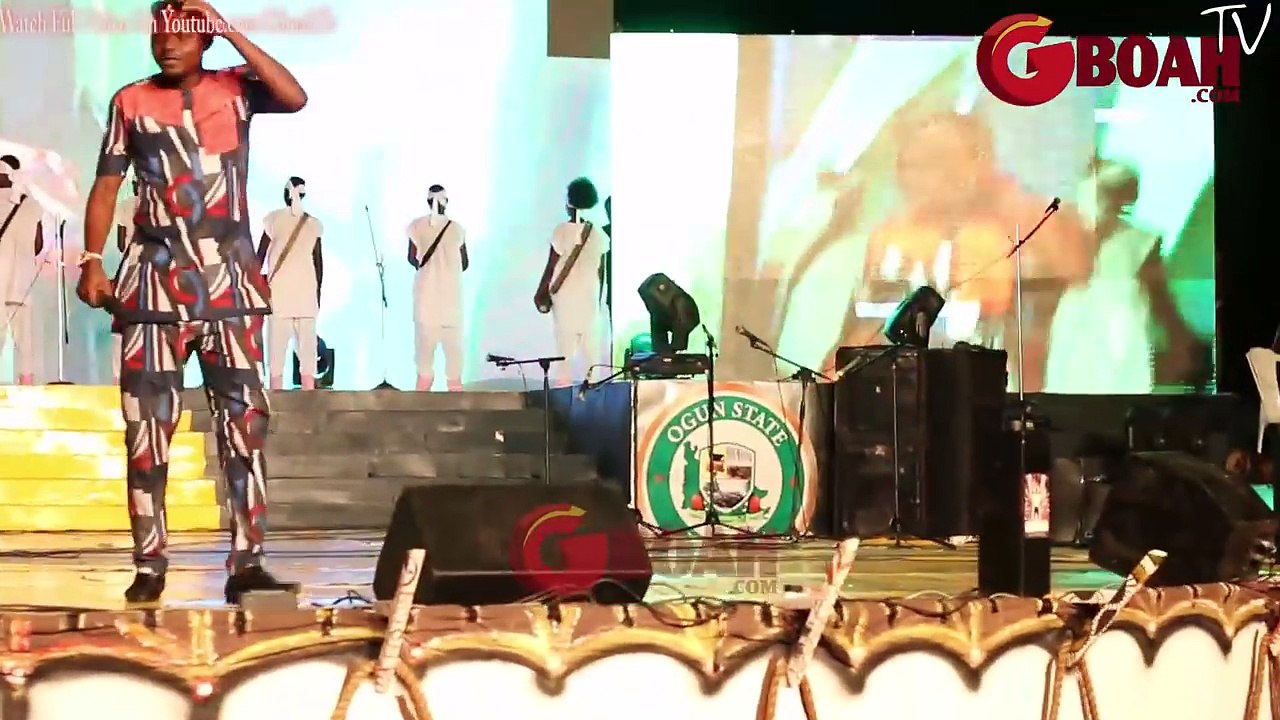 Yinka Ayefele Can Walk, Is Governor Amosun That Expose Him; Abeokuta Comedian Reveals On Stage