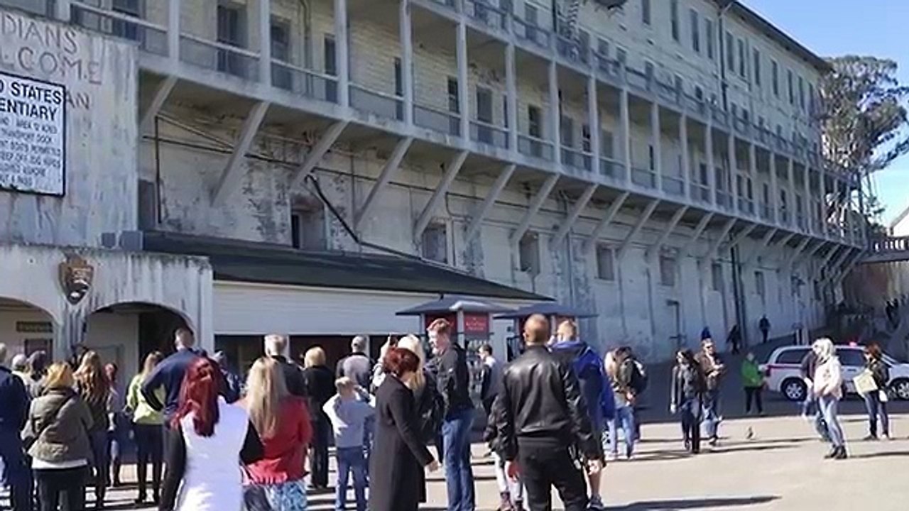 6 Creepiest ALCATRAZ GHOST STORIES