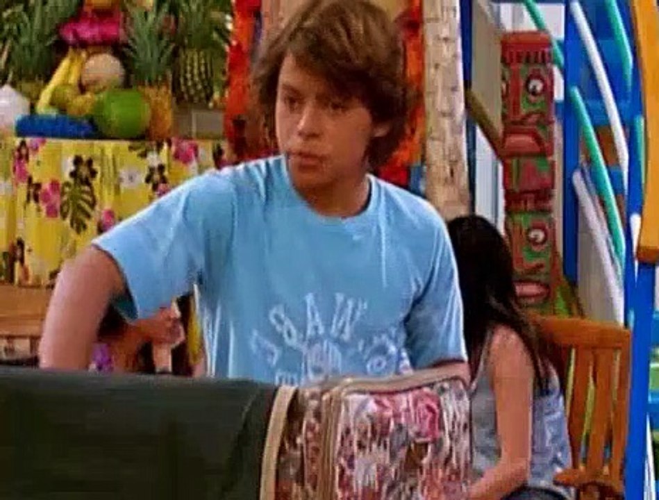 The Suite Life On Deck S01E20 - Cruisin for a Bruisin'