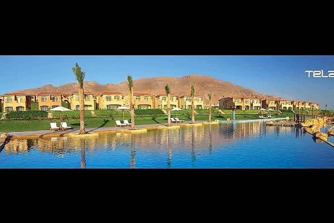 For sale in telal sokhna chalet over looking swimming pool