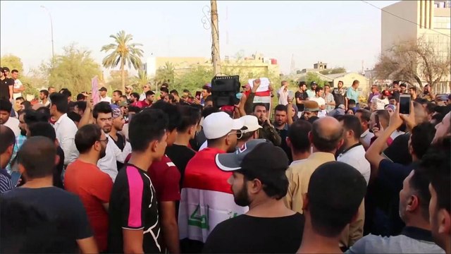 مظاهرات بمدنٍ جنوبي العراق تطالب بتوفير الخدمات الأساسية