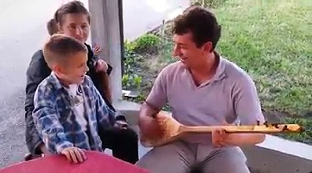 OD MALIH NOGUA SE UČI u  Malićima