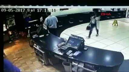 Restoranda Çocuğa Sıcak Su Atan Çalışanın Cezası Belli Oldu