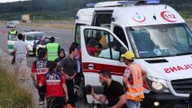 Anadolu Otoyolu'nda iki otomobil çarpıştı: 5 yaralı - BOLU