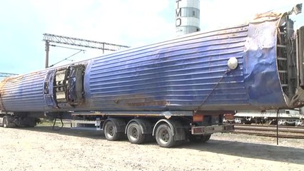 Tren Kazasında Devrilen Vagonlar, Parçalanmak Üzere İzmit'e Götürülecek