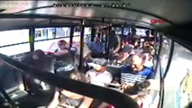 Kocaeli’de halk otobüsü, etek giyen kadından rahatsız olan yolcu yüzünden karakola çekildi