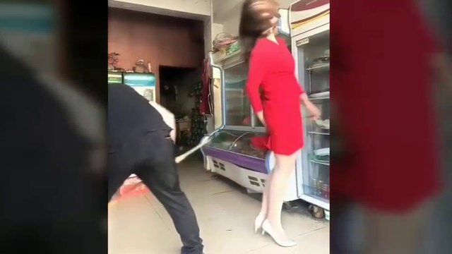 बच्चे वीडियो से दूर रहे | आप अपनी हँसी को रोक नही सकोगे