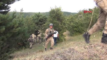 Tokat Jak Timleri Kayıp Evrim'in Evinin Çevresinde Arama Yaptı
