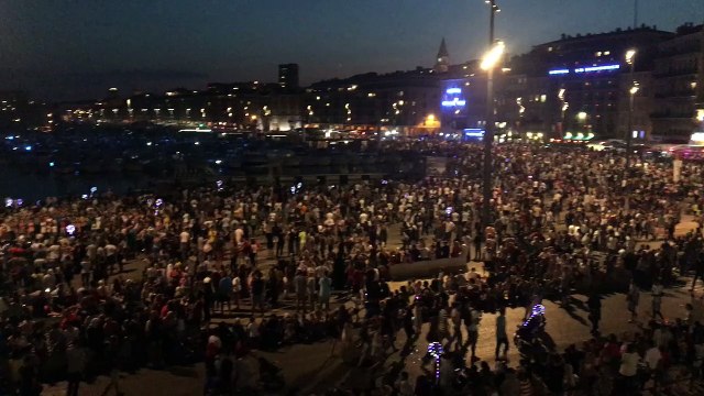 14-Juillet à Marseille : belle ambiance sur le Vieux-Port