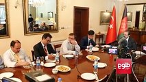 سفیر ترکیه در کابل می‌گوید که جنرال دوستم در آینده نزدیک به افغانستان بر می‌گردد.گزارش از گلاب الدین غبار