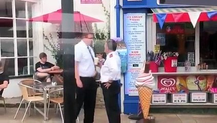 On The Yorkshire Buses S01 E02