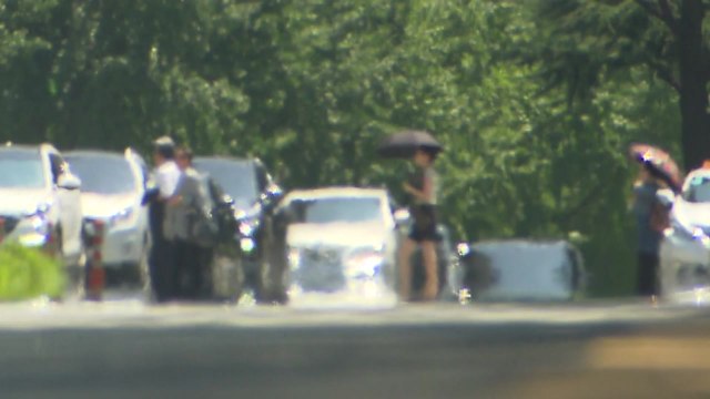 지치지 않는 무더위...낮은 찜통·밤에는 열대야 / YTN