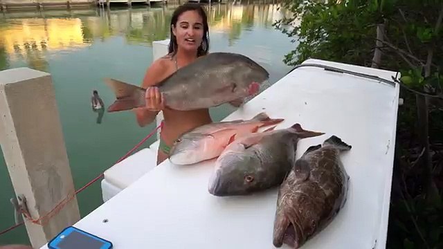 HUGE Mutton Snapper! Florida Keys Bottom Fishing